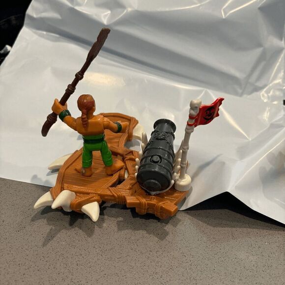 Fisher-Price Imaginext Pirate Captain Kid & Surfboard No Ammo - Picture 3 of 6